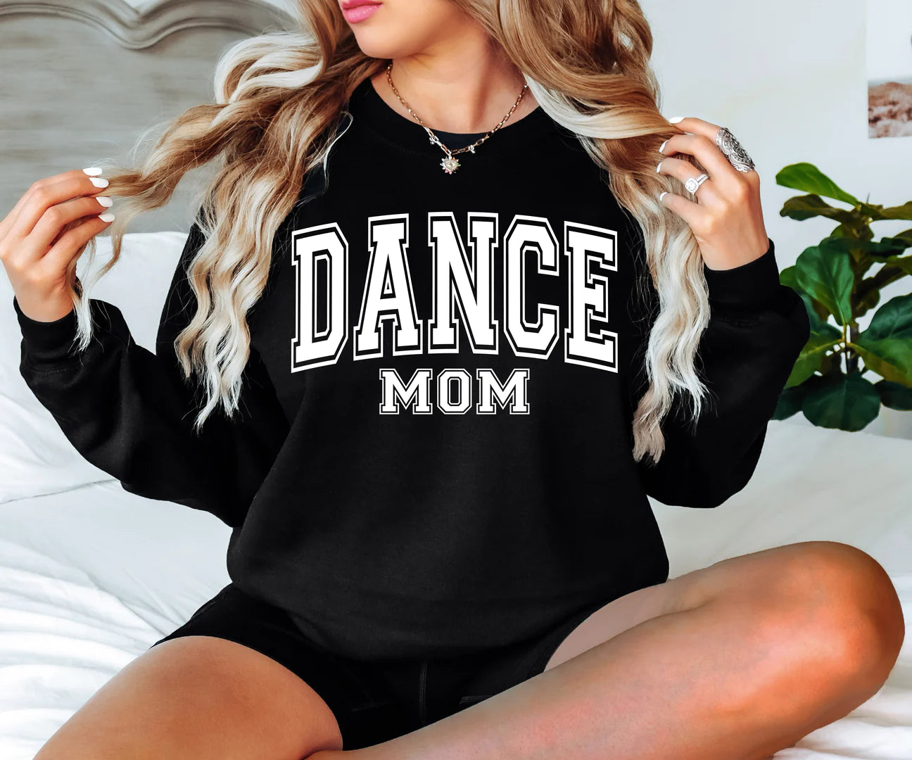 DANCE MOM