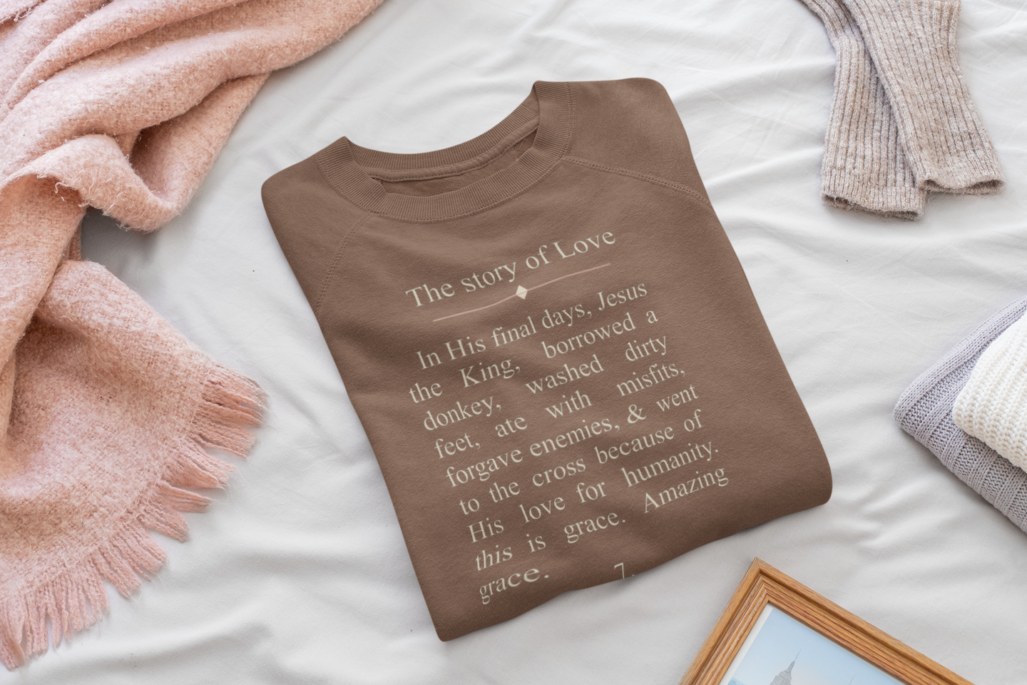 THE STORY OF LOVE CREWNECK